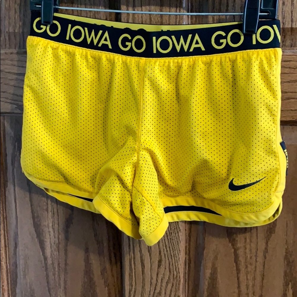 Nike Dri Fit Iowa Shorts Small